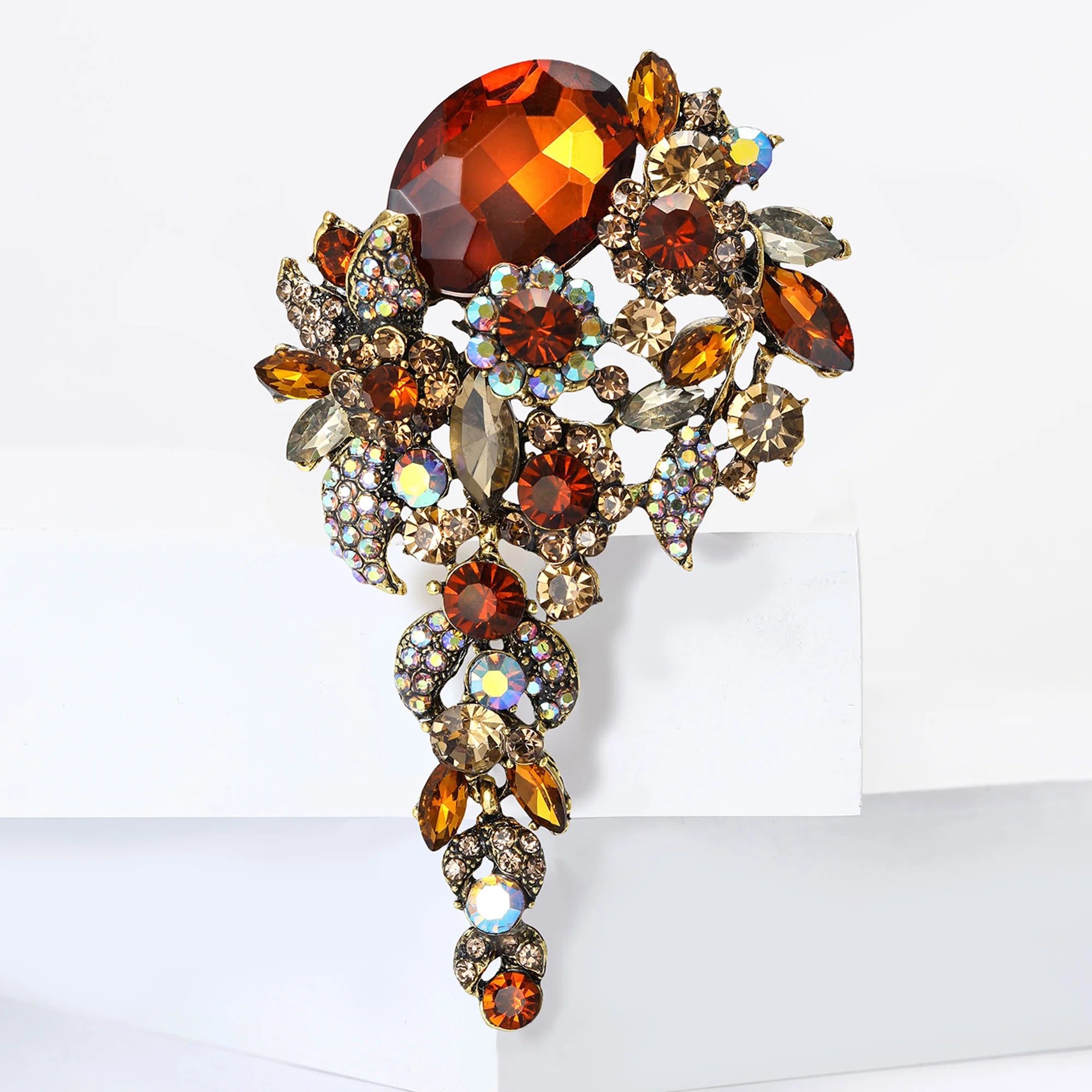Luxury Rhinestone Bouquet Brooches for Women Unisex Plant Pins Necklace Banquet Party Backpack Gifts Jewelry Accessories