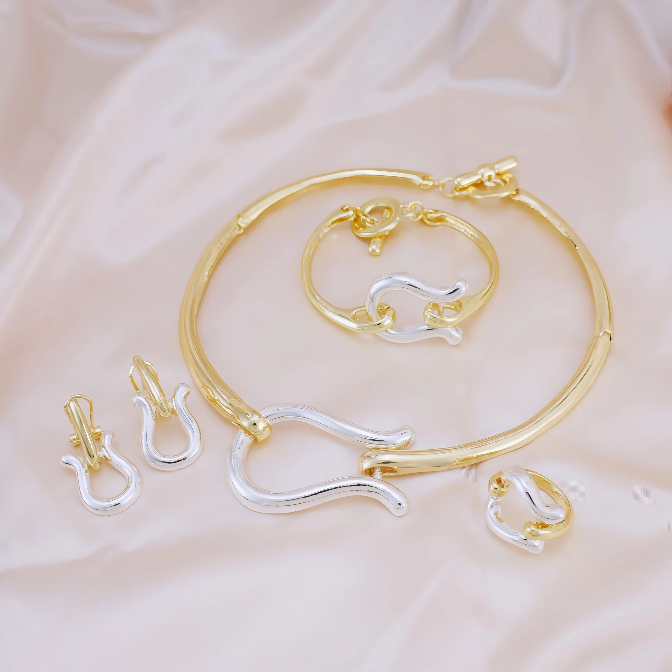 Fashion Jewelry Sets For Women Gold Color Choker Necklace Earrings Bracelets Ring Wedding Set Party Accessories