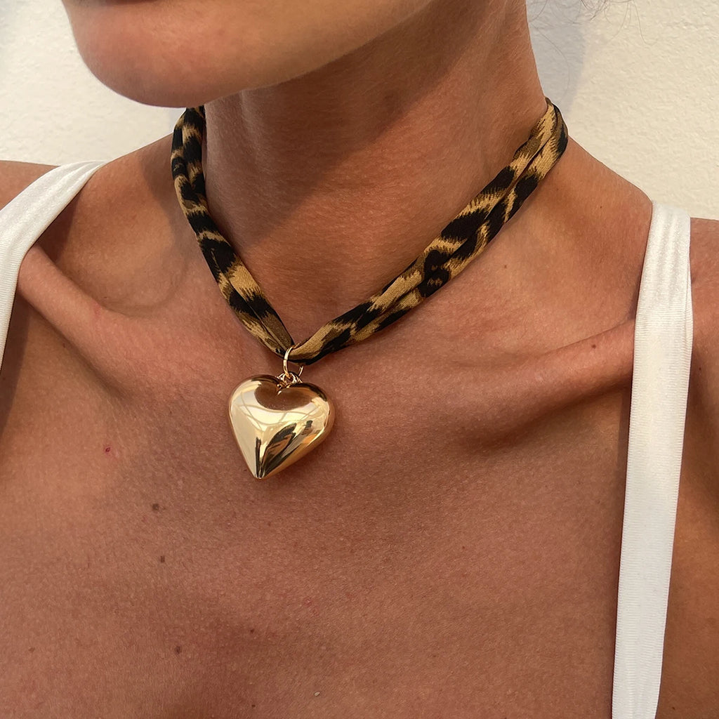 Ingemark 7 Styles Ethnic Multilayer Velvet Chain Necklace Women 2025 New Fashion Metal Conch Starfish Heart Pendant Neck Jewelry