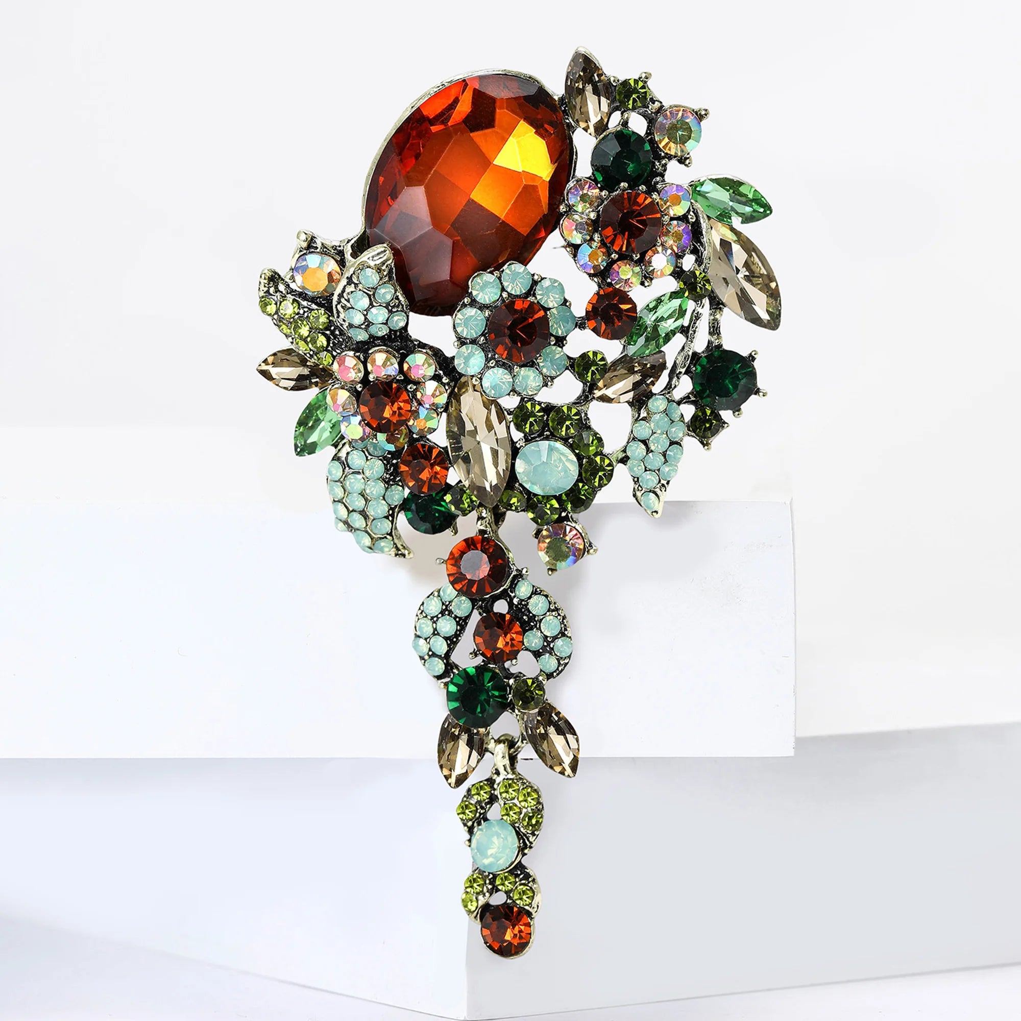 Luxury Rhinestone Bouquet Brooches for Women Unisex Plant Pins Necklace Banquet Party Backpack Gifts Jewelry Accessories