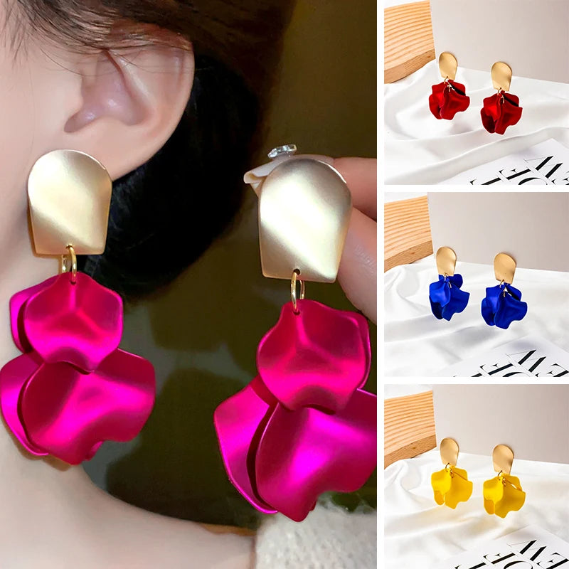 Solid Color Twisted Smooth Rose Flower Petal Dangle Earrings for Women Vintage Fashion Elegant Large Piece Exaggerated Jewelry