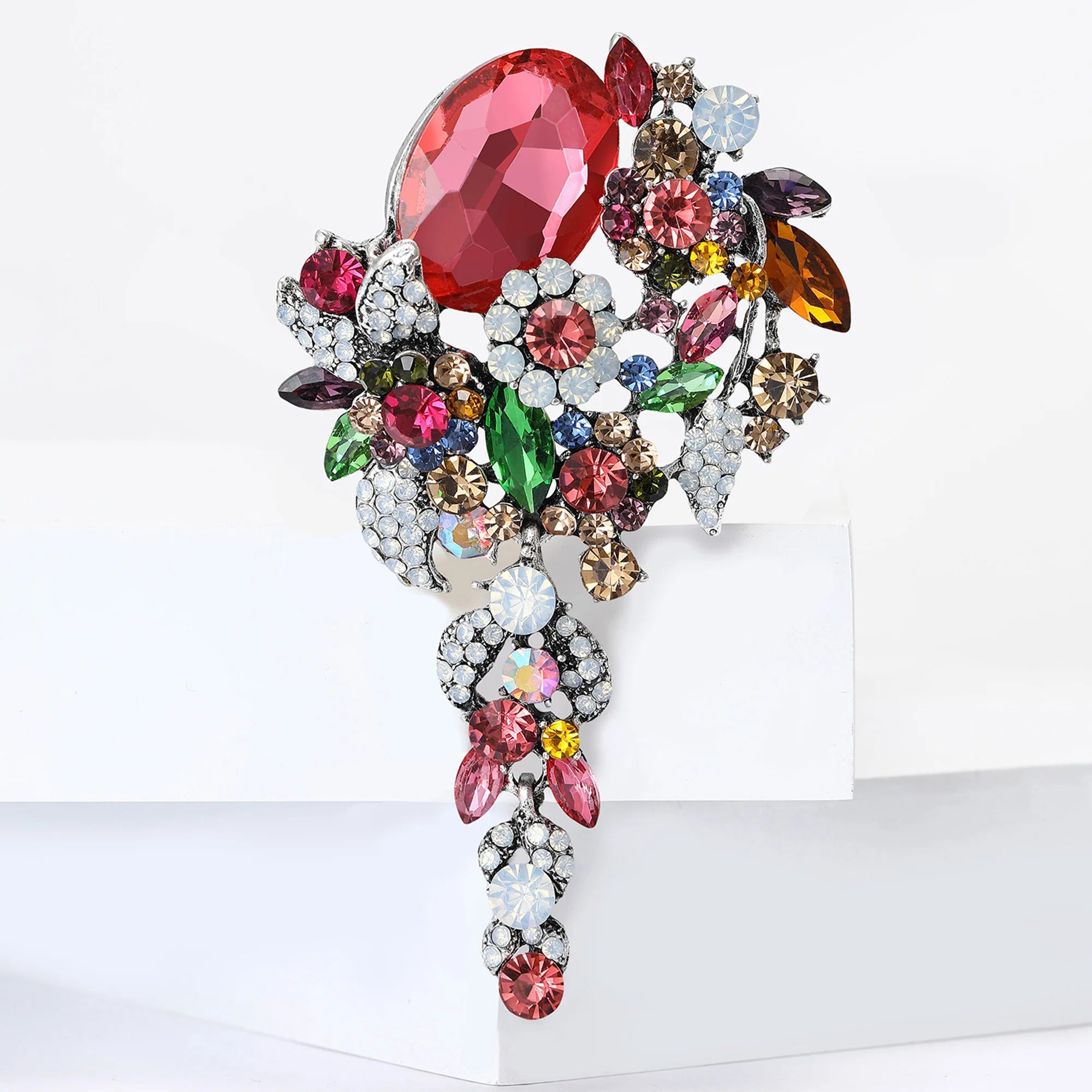 Luxury Rhinestone Bouquet Brooches for Women Unisex Plant Pins Necklace Banquet Party Backpack Gifts Jewelry Accessories