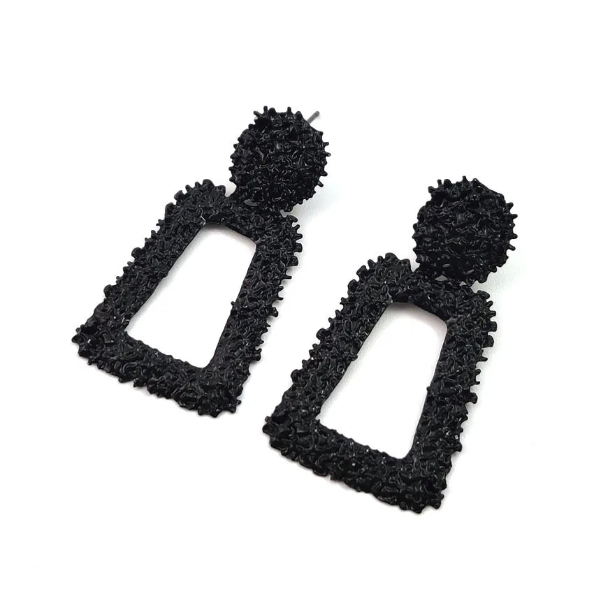 New Hollow Geometric Trapezoid Drop Earrings for Women Personality Punk Carved Metal Brincos Jewelry Hyperbole Trendy Xmas Gift
