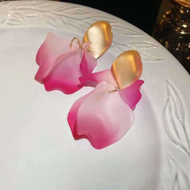 Solid Color Twisted Smooth Rose Flower Petal Dangle Earrings for Women Vintage Fashion Elegant Large Piece Exaggerated Jewelry