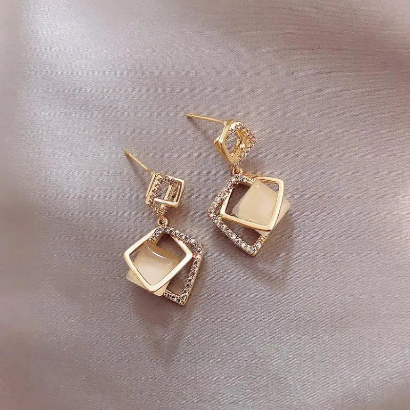 925 Silver Needle Korean Fashion Rhombus Drop Earrings For Women Jewelry 2026 Trending Luxury Crystal Cat's Eye Stone Earrings