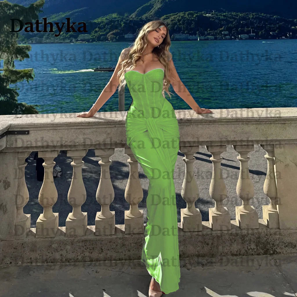 Dathyka Attractive Evening Dresses for Women Strapless White Sequin Long Silk Scarves Prom Dresses Strapless Lacing upCustomized