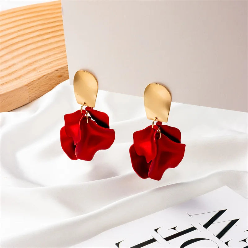 Solid Color Twisted Smooth Rose Flower Petal Dangle Earrings for Women Vintage Fashion Elegant Large Piece Exaggerated Jewelry