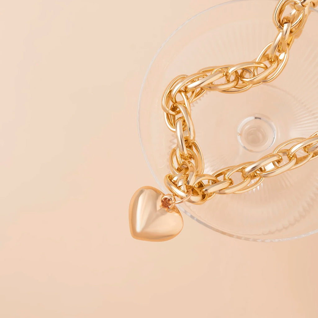 Hip Hop Thick Cross Chain With Heart Pendant Necklace for Women Chunky Short Choker Necklace Collar 2022 Fashion Jewelry on Neck