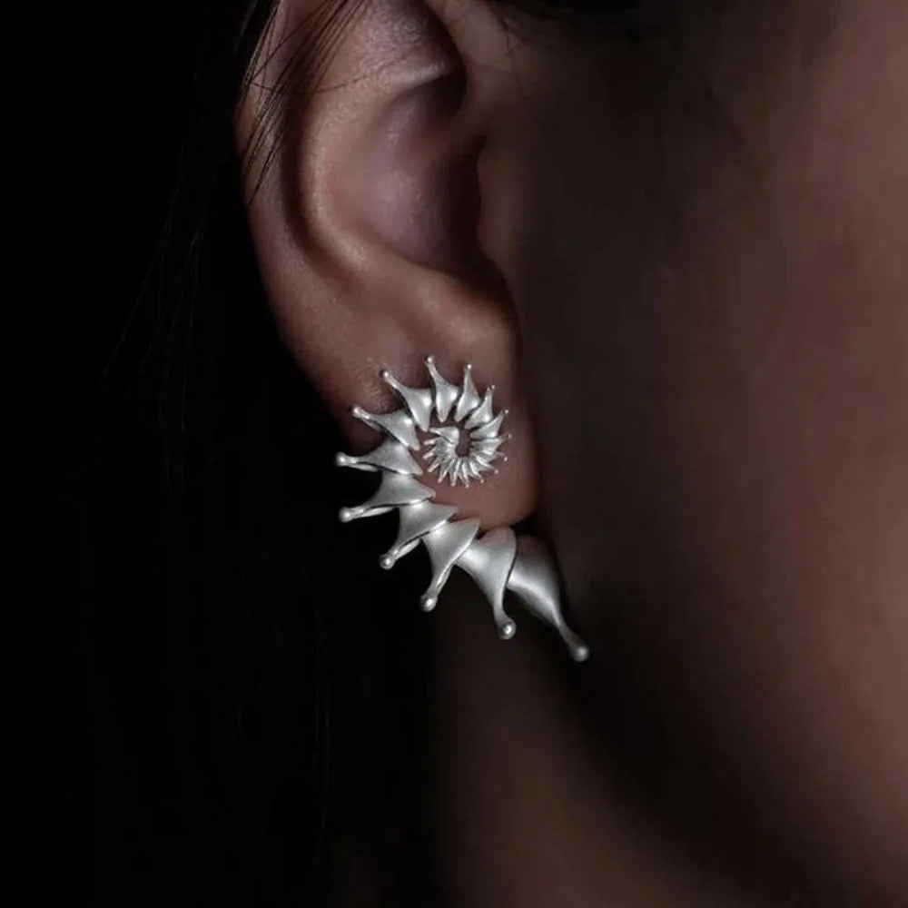 Gothic Personality Stereo Conch Ancient Silver Stainless Steel Stud Earrings for Men Women Hallowmas Punk Jewelry Accessory Gift