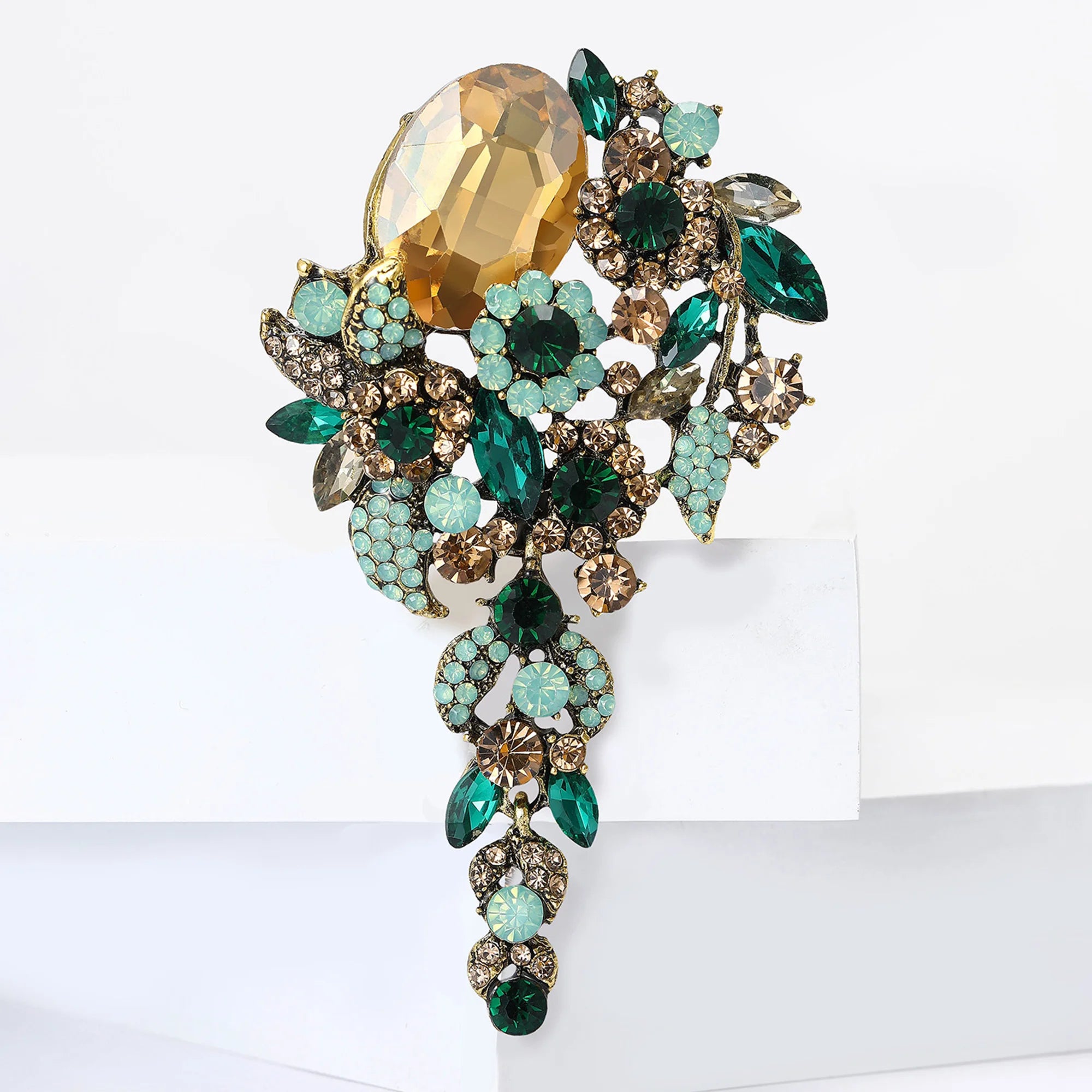 Luxury Rhinestone Bouquet Brooches for Women Unisex Plant Pins Necklace Banquet Party Backpack Gifts Jewelry Accessories