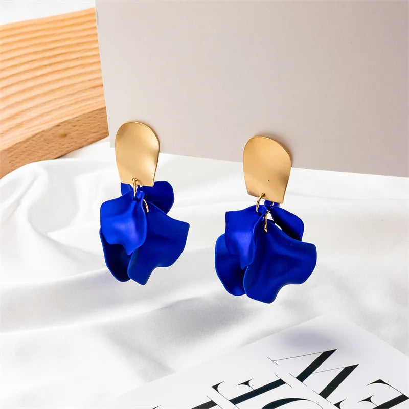 Solid Color Twisted Smooth Rose Flower Petal Dangle Earrings for Women Vintage Fashion Elegant Large Piece Exaggerated Jewelry